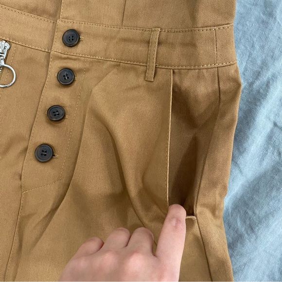 NWT Topshop Tan Ruffle Button Mini Skirt add 2 XS - Picture 5 of 6